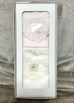 新品未使用 Laura Ashley ローラアシュレイ ハンカチ2枚