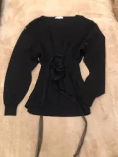 zara ザラ　大きなバルーン袖長い袖オシャレな トップス　ニット