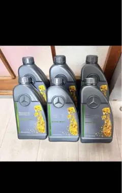 Mercedes-Benz エンジンオイル 6本セットのサムネイル
