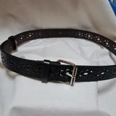 102 黒 レザー 穴あきデザイン ベルト
