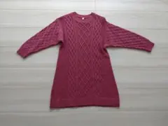 ユニクロ　子供服セーター　130cm　美品