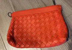 美品 MERONA クラッチバッグ タッセル付き 光沢 メタリック カード入れ 