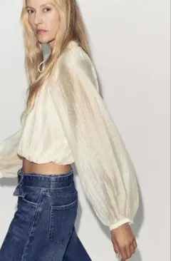 新品未使用 ZARA バルーンスリーブフルイドブラウス Mのサムネイル