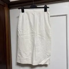 ベージュ タイトスカート　ホワイト