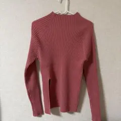 リブ編みピンク長袖ニット