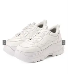 厚底ホワイトスニーカー