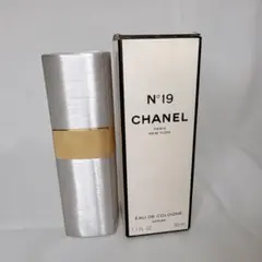 CHANEL シャネル N°19 オーデコロン 50ml 香水