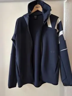 Item thumbnail for item 3a9c0e32-ded3-4acb-81b6-25bbda6e3cbb