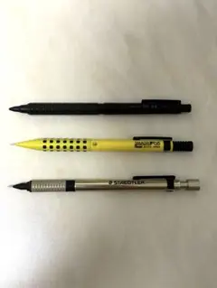 2025年最新】シャープペンまとめ売りの人気アイテム - メルカリ