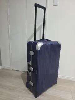 2026年最新】rimowa 2輪 機内持ち込みの人気アイテム - メルカリ