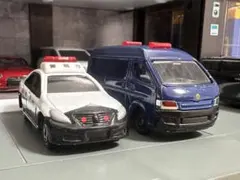 トミカ トヨタ ハイエース 機動隊 クラウン パトカー 警察 セット 요약