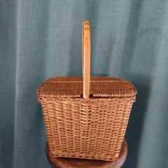 アンティーク　バスケット