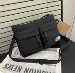 THE NORTH FACE ブラック ショルダーバッグ