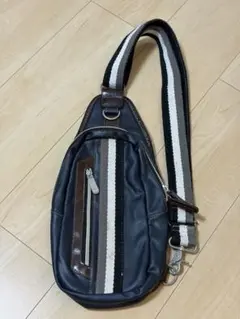 斜めがけ ボディバッグ メンズ