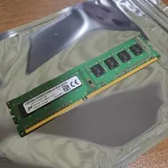 DDR3-1600 4GBメモリ 1枚 MT8JTF51264AZ-1G6E1のサムネイル