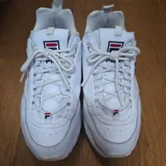 新品未使用✴︎FILA ホワイト スニーカー24cm Distracer - メルカリ