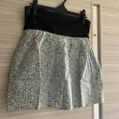 フェリシモ　花柄ラップスカート（おなかフィッター内蔵）　LLのサムネイル