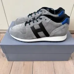 HOGAN グレー スニーカーのサムネイル