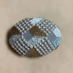 ミナペルホネン　ハンドメイド　223 ブローチ　アクセサリー