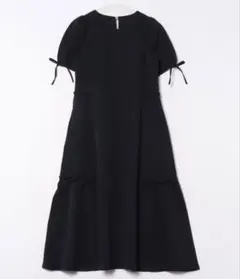 美品✴︎トレフル TREFLE＋1 裾フリルフレアワンピース～半袖(long