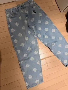 Item thumbnail for item 25d85fa0-39e8-4b03-82ee-8a7070c9b634