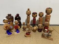 伝統的なこけし人形15体セット