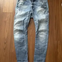 Diesel デニム スリムフィット ライトブルー　drip