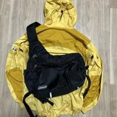 old Coleman コールマン　黒　メッセンジャーバッグ　古着　y2k