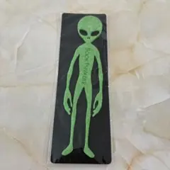 BOOK INVADER しおり 宇宙人 グリーンのサムネイル