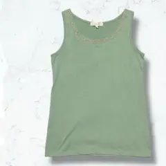 グローブ タンクトップ ビジュー 緑 M 首元アクセント 春夏秋 重ね着
