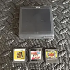 任天堂　ニンテンドーDS ソフト 3本セット　ケース付き　16収納