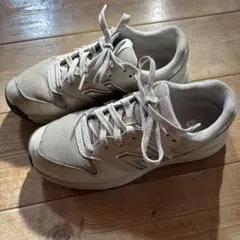 New Balance ゴルフシューズ 女性用 ホワイト