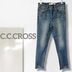 t【シーシークロス】デニムパンツ/美品 伸縮性 カジュアル 細見え 柔らかい 楽
