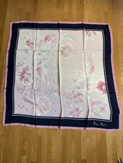 Nina ricci ニナリッチ　スカーフ