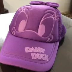 ディズニーランド購入⭐︎デイジー⭐︎キャップ帽⭐︎のサムネイル