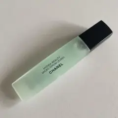 値下　CHANEL イドゥラ ビューティ マイクロ リップ セラム リップ美容液