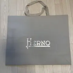 Herno ショップ袋 ショッパー 紙袋のサムネイル