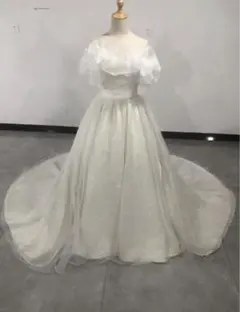 【新品】ウェディングドレス　グリッター　ラメ　オフショル　7号