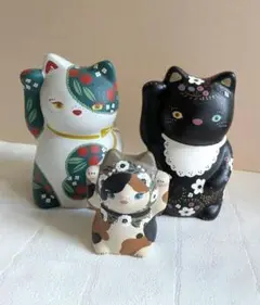 猫　陶器製　貯金箱　ハンドペイント　ハンドメイド　招き猫