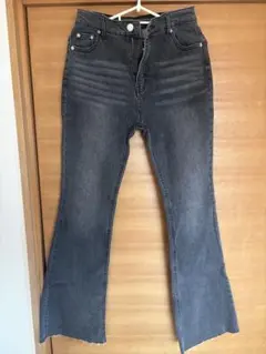 ストレッチフレアデニムパンツ