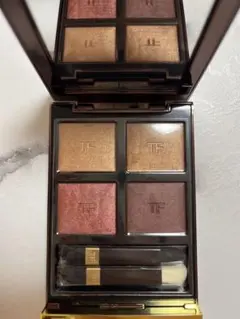 TOM FORD アイシャドウ04HONEYMOON