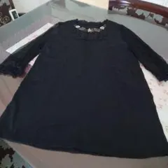 ZIN KATO ジンカトウ　黒の花刺繍チュニック