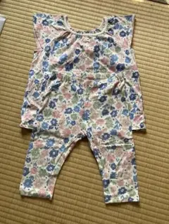 ユニクロ　花柄 キッズ服セットサイズ100