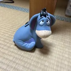 くまのプーさん イーヨー　貯金箱 ソフビ