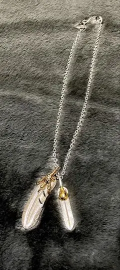フェザー ネックレス　イーグルフック ホイール付　金爪