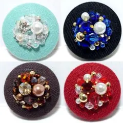 ビーズ刺繍　4点セット①　ミント×青×茶色×赤　ヘアゴム・ブローチ　くるみボタン