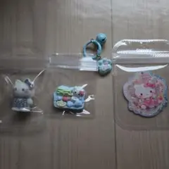 キティ スクイーズ キーホルダー チャーム 鈴