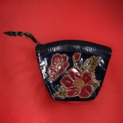 花柄　コインケース　小銭入れ　革製品　レザー　型押し