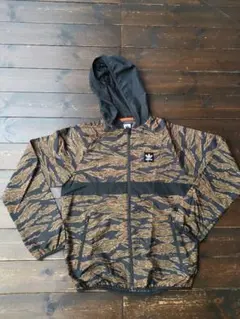 ★美品　adidas ナイロンジャケット M 迷彩