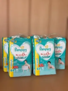 Pampers さらさらケア パンツ Mサイズ 64枚×4パックのサムネイル